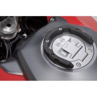 Kit de adaptadores SW-Motech Pro para el montaje del depósito Suzuki (negro)